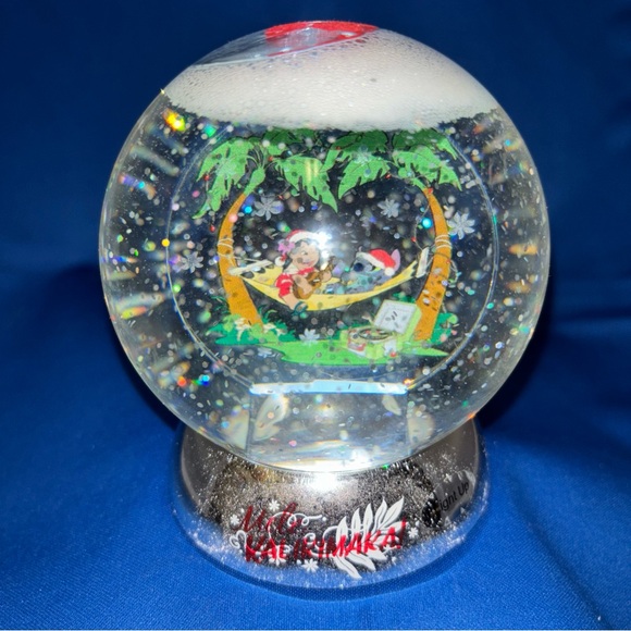 Dept 56 LILO And stitch Waterdazzler Snow Globe Lights and Flashes Pre-own Works - Picture 2 of 8